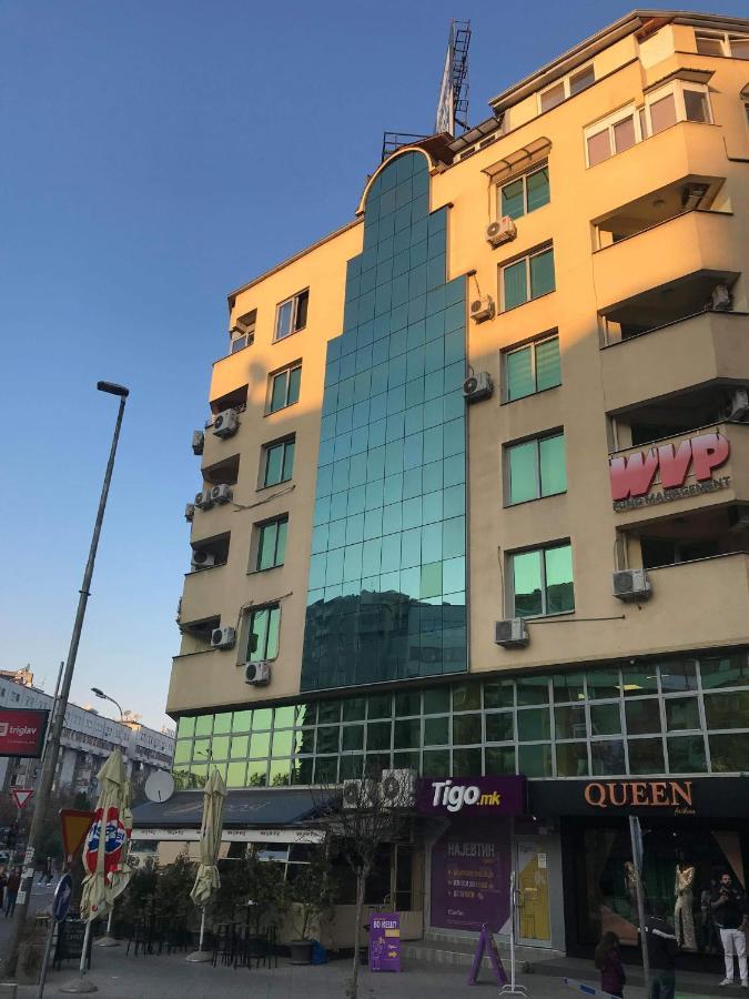 Skopje City Centar Apartment Near Marriott Exterior foto